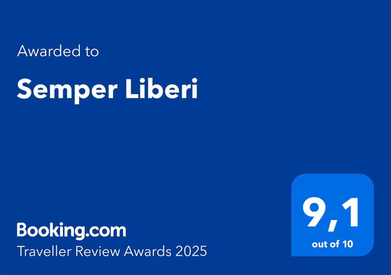 Semper Liberi Appartement Maribor Buitenkant foto